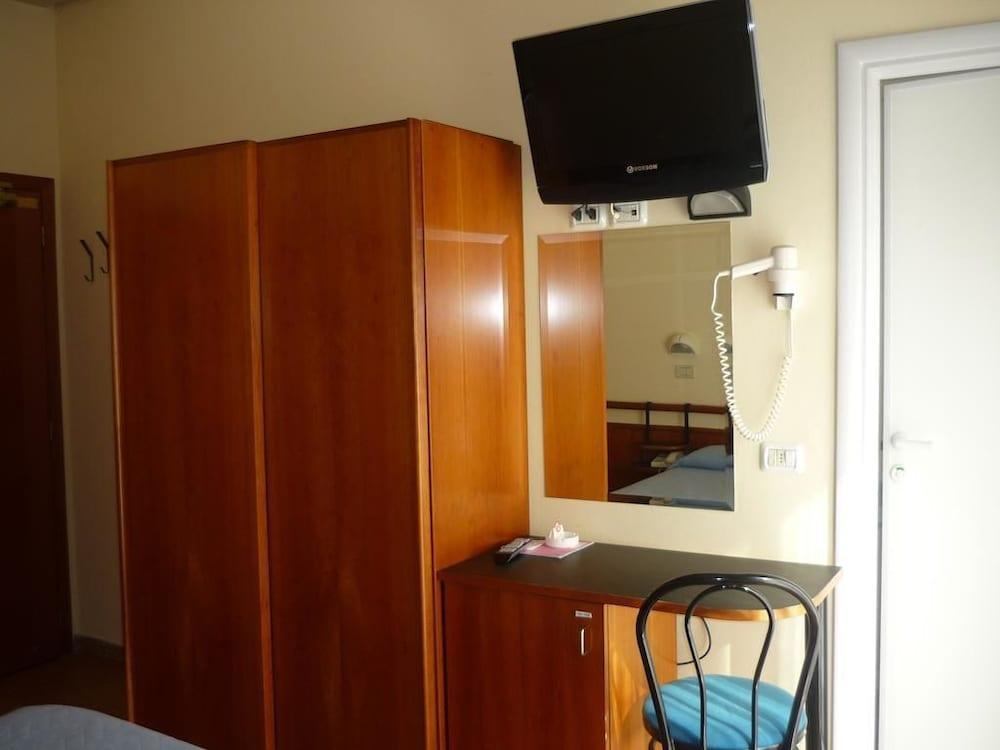 Hotel Houston Suites Rimini Zewnętrze zdjęcie