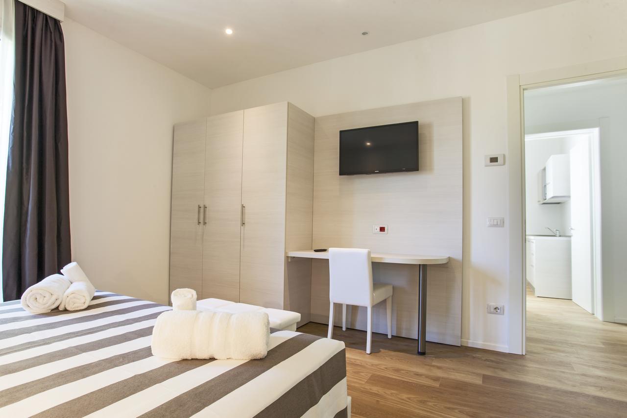 Hotel Houston Suites Rimini Zewnętrze zdjęcie