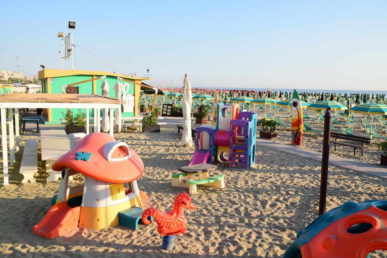 Hotel Houston Suites Rimini Zewnętrze zdjęcie