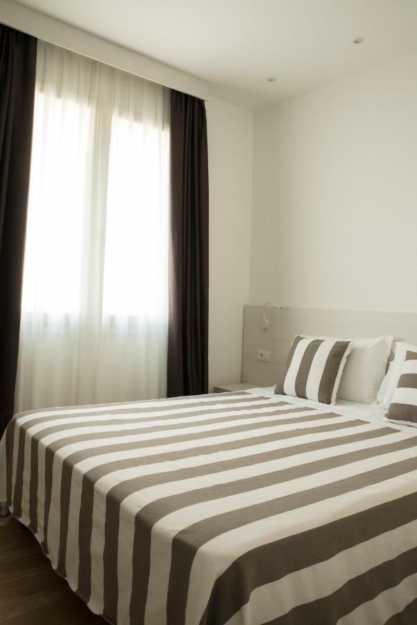 Hotel Houston Suites Rimini Zewnętrze zdjęcie