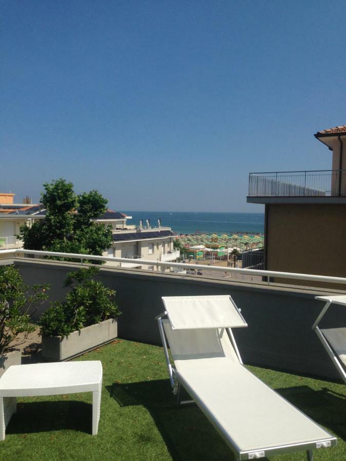 Hotel Houston Suites Rimini Zewnętrze zdjęcie